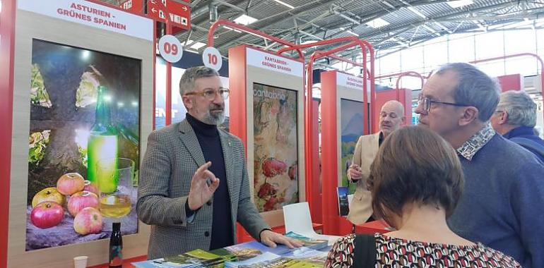 Asturias se posiciona como destino de naturaleza en Alemania y España: éxito en las ferias de Múnich y Monfragüe