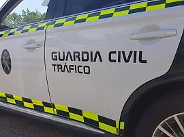 Tragedia en Gozón: muere un hombre al volcar su coche en un riachuelo cerca de Vioño