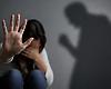 Los gritos de auxilio que tumbaron una puerta en La Calzada: la Policía Local detiene a un joven por agredir a su pareja en una vivienda