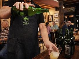 Del chigre al escenario: Asturias estrena un circuito cultural con 56 actividades para contar la sidra más allá del culín