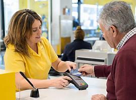 Pagar impuestos desde una oficina de Correos —o incluso desde casa— ya es posible en cerca de 300 administraciones