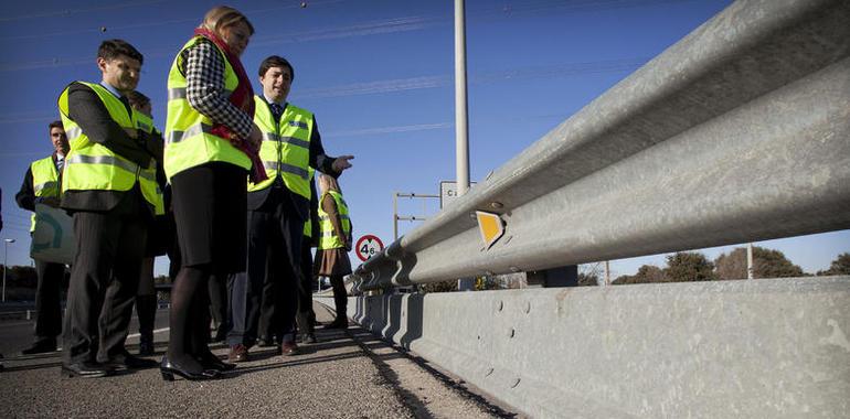 Suecia importa barreteras españolas para protección de motoristas en la carretera