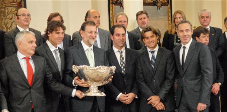 Rajoy felicita al equipo español de Copa Davis y reivindica los valores del esfuerzo y el sacrificio 