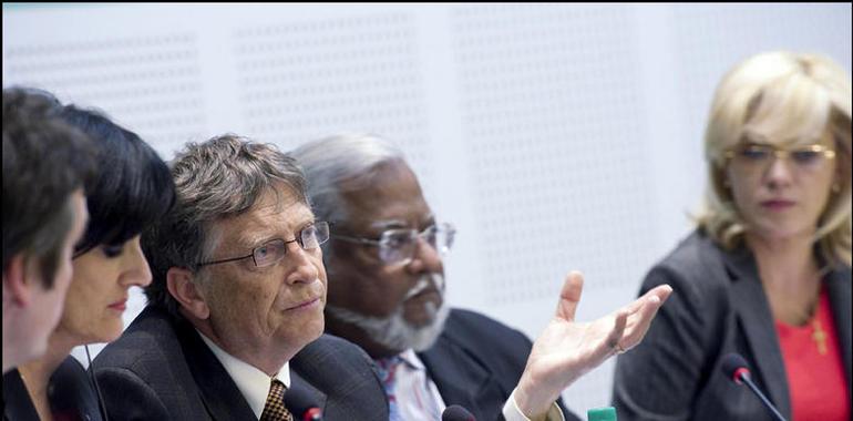 Bill Gates pide más inversiones en vacunas ante Asamblea de OMS 