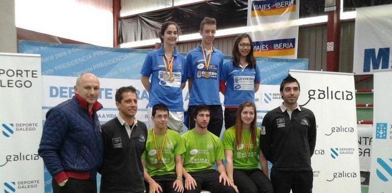 Un oro, una plata y tres bronces para el Bádminton Oviedo en el Campeonato de España sub