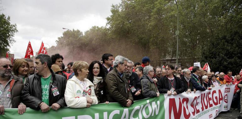 López: "Quien no puede mirar a los ojos de los españoles es quien les ha estafado y les ha engañado" 