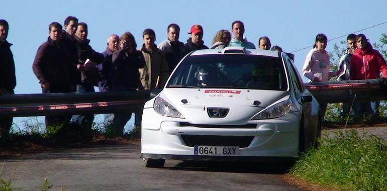 Jonathan Pérez, con su Peugeot 207 S2000, se impone en el Rallysprint Virgen del Viso