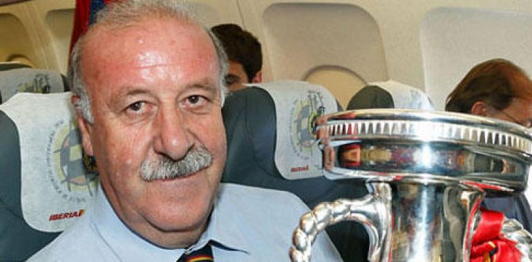 Del Bosque asegura que la selección no está "empachada" de títulos