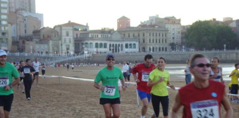 La Carrera Popular Nocturna Playa de San Lorenzo cumple 19 años