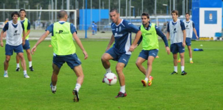 Sarriugarte ensaya con David Fernández en el centro de la zaga