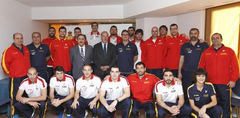 Del Bosque con la selección de Balonmano