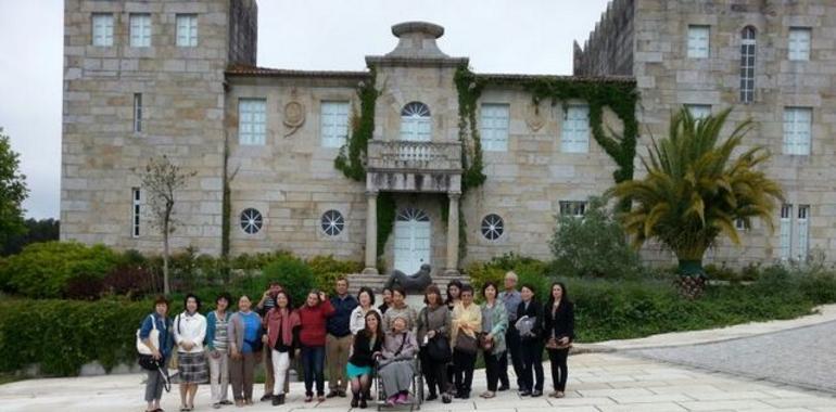 Condes de albarei y Pazo Baión, protagonistas de la visita del Príncipe Naruhito a Galicia 