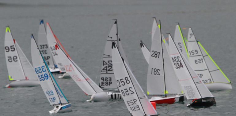  Jorge Fernández, del RCAR, Campeón de Asturias de Vela Radio Control