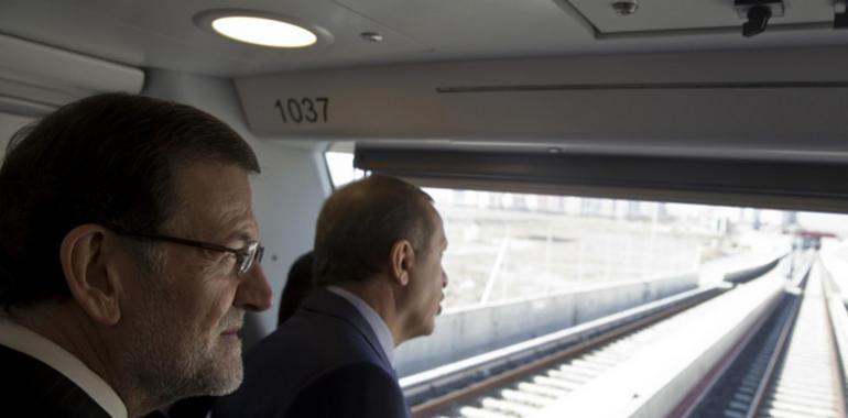 Rajoy inaugura con Erdogán una línea del metro de Ankara