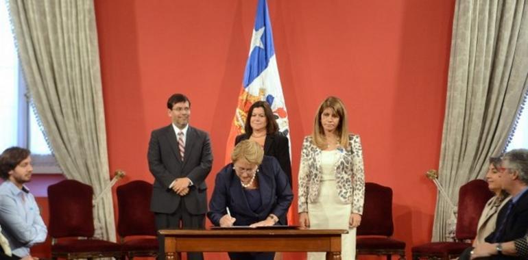 Bachelet proclama un compromiso solemne con la infancia y la adolescencia desfavorecidas