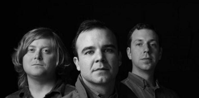 Future Islands en Gijón el 25 de Octubre