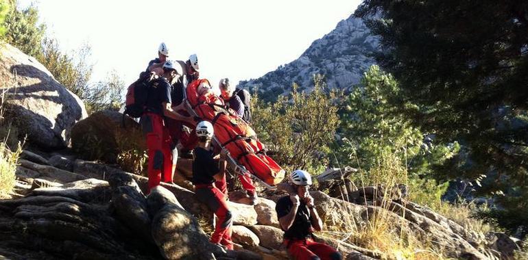 Herido un varón tras saltar entre rocas en la Charca Verde, Madrid