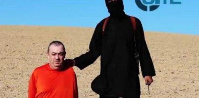 Estado Islámico exhiben  la decapitación del británico Alan Henning  