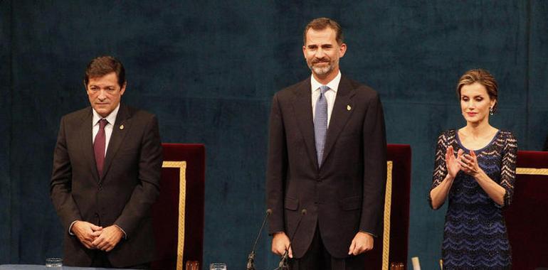 Felipe VI pide referencias morales y éticas para hacer de España una "nación ilusionada"