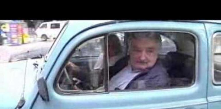 Pepe Mujica no venderá su viejo automóvil porque ofende a los amigos que se lo regalaron