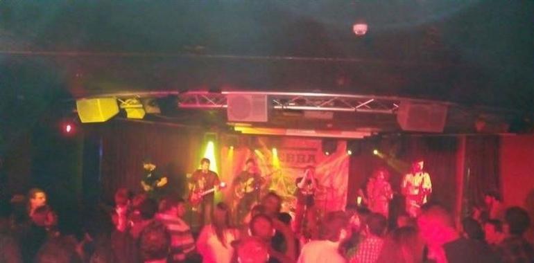 Dixebra celebra sus 28 años en la sala Acapulco