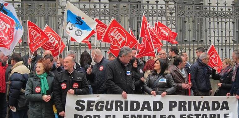 Los trabajadores de seguridad piden que se cumplan los convenios del sector