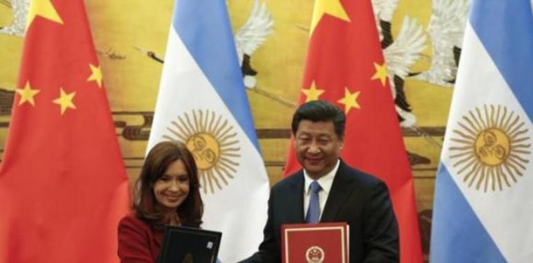 Presidenta argentina afirma en China que se “acabó el mundo unipolar”  