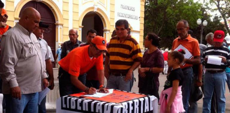 Líderes opositores venezolanos suscriben el Acuerdo Nacional para la Transición