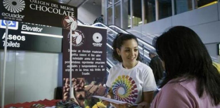 Ecuador promociona su chocolate en el Metro de Madrid  