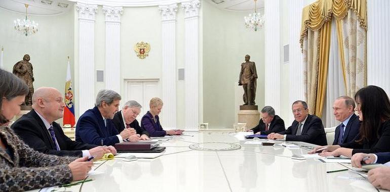 Kerry abre con Putin en Moscú un nuevo escenario de diálogo sobre Siria