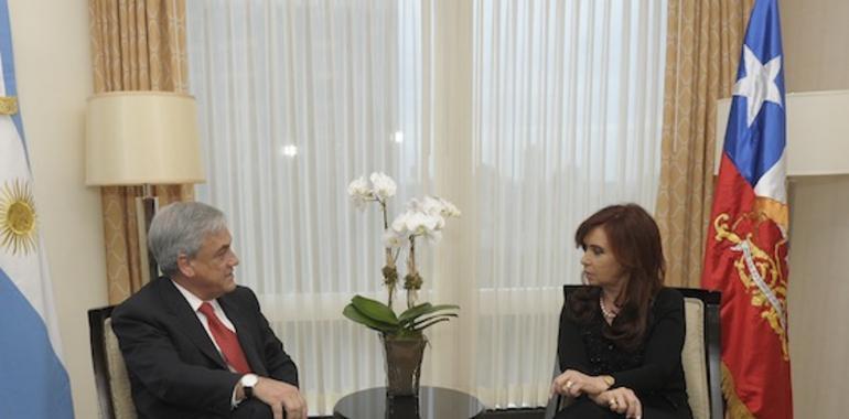 El presidente de Chile mantiene sendos encuentros con sus pares de Argentina y Brasil