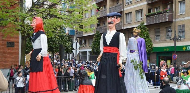 El alcalde de Santiago leerá mañana el pregón de San Mateo en Oviedo