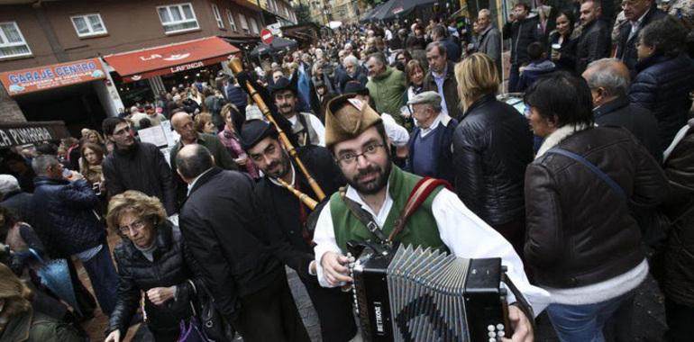 Oviedo: Primer Mercáu de la Gascuña del añu