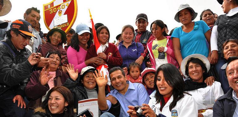 Humala lleva ayuda y diálogo a pobladores de localidades en Junín