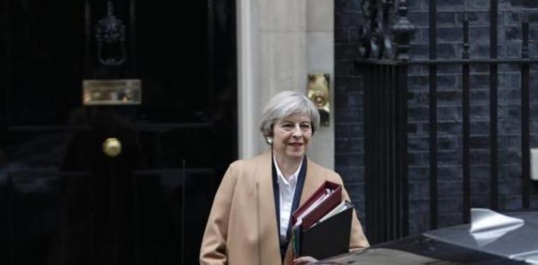 Theresa May: "no hay vuelta atrás" en la ruptura con Europa