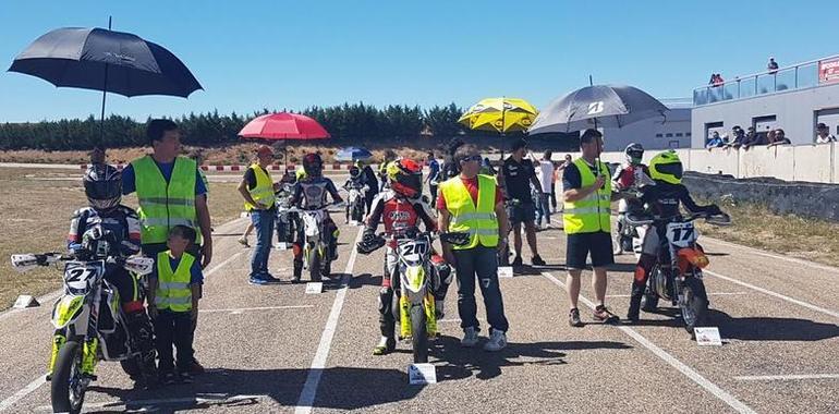 Adrián Fernández Murias sigue tercero en el CyL Supermotard