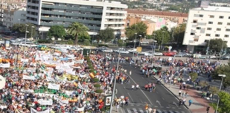 Más de 40.000 manifestantes piden respeto al Mundo Rural   