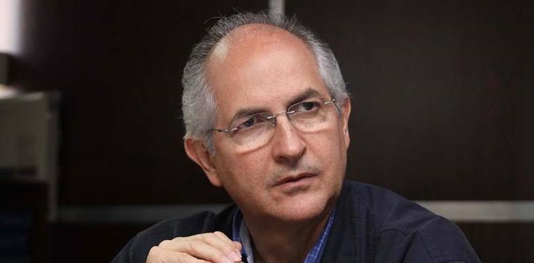 El exalcalde de Caracas, Antonio Ledezma, se refugia en Colombia