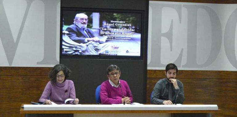 Vetusta honra a su poeta, Ángel González