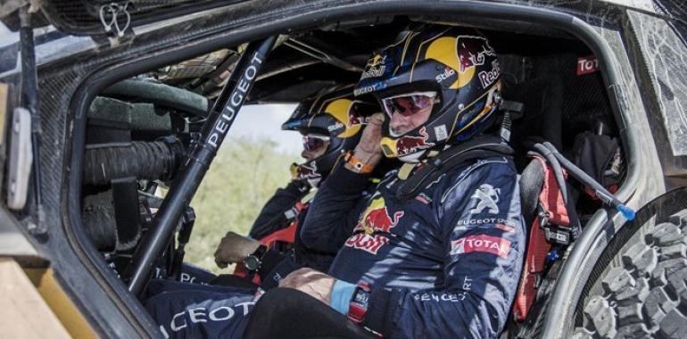 Carlos Sainz gana su segundo Dakar