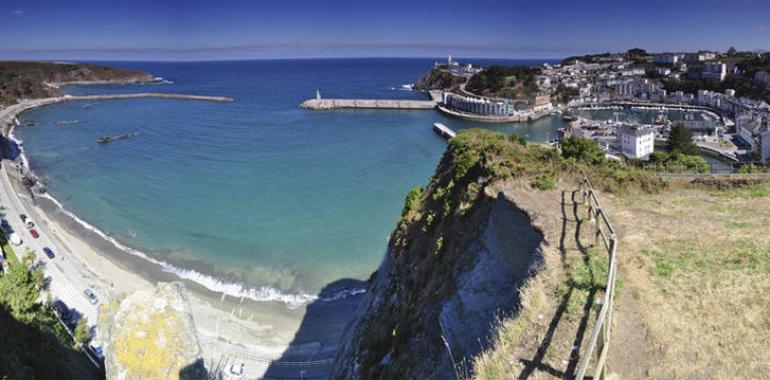 Zapico insta a Infraestructuras a cumplir con el dragado del puerto de Luarca