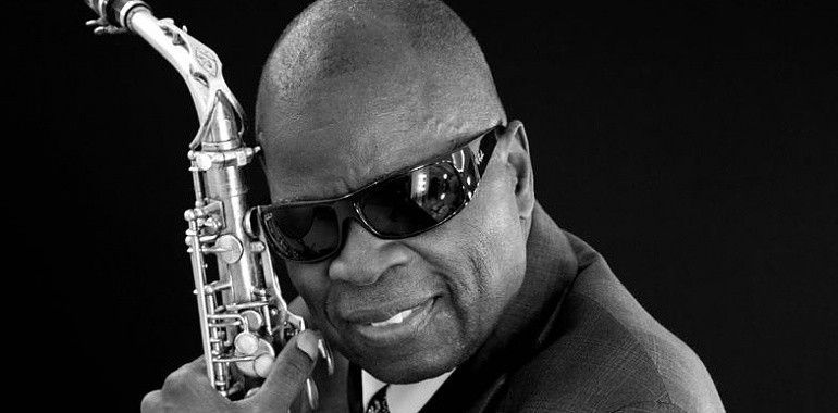 Maceo Parker y Pablo López actúan esta semana en el Teatro de la Laboral