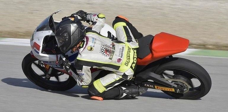 Adrián Fernández debuta en la Copa Honda CBR en Alcarrás